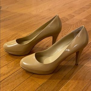 Circa Joan & David Luxe Patent Nude Pumps NEW